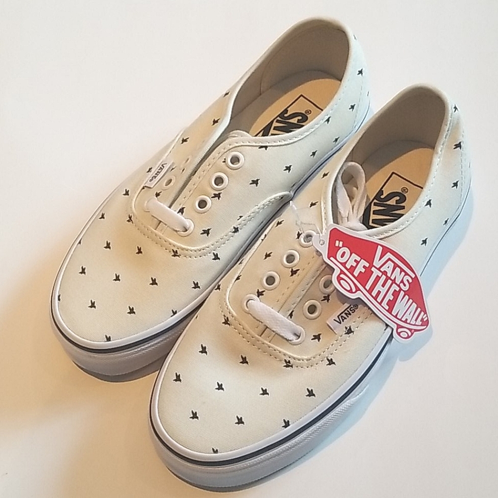 Vans Ivory Printed Canvas Sneakers Women Sz 6 NEW